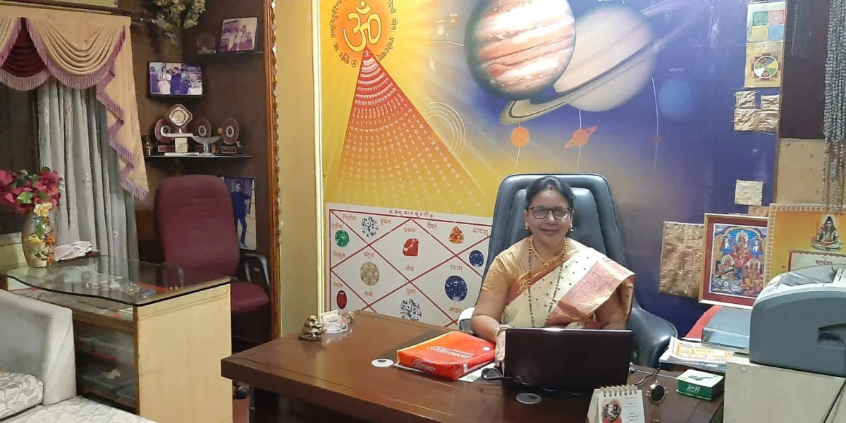 Discover the Best Astrologer in Wakad and Pimpri Chinchwad – Pramila Wate Astrology