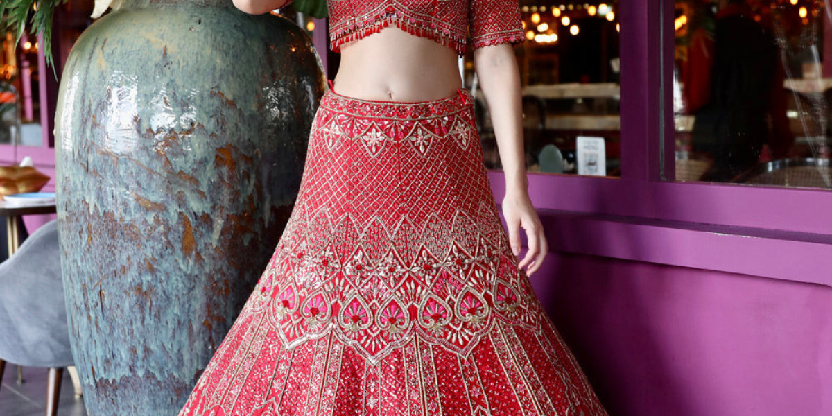 Red Lehengas for Women: A Symbol of Strength, Elegance & Bridal Grandeur